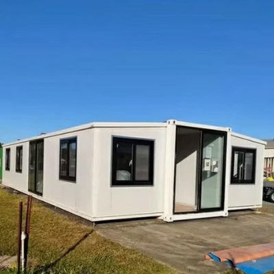 Casas pré-fabricadas personalizadas de 40 pés Casa móvel Casa de contêiner expansível com 3 quartos